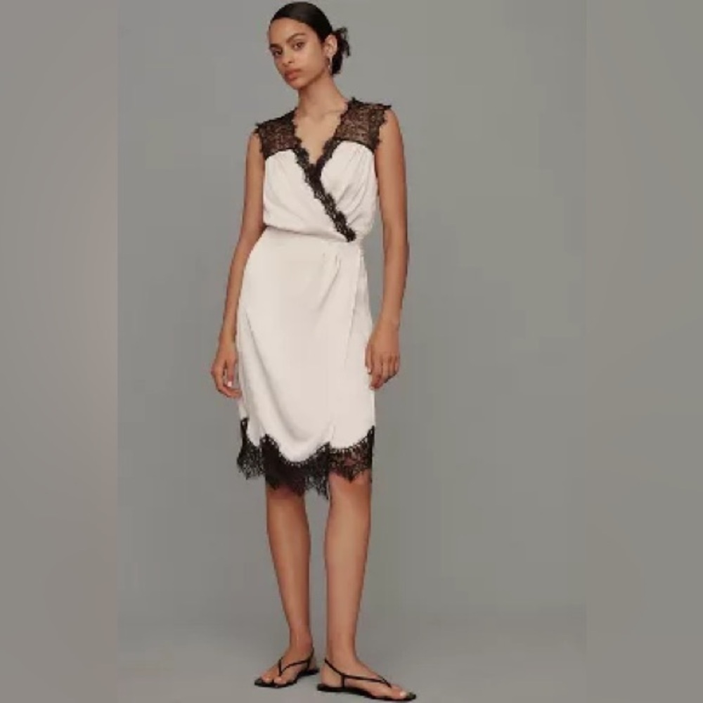 By Anthropologie Sleeveless Lace V-Neck Midi Dress in Size Medium NWT